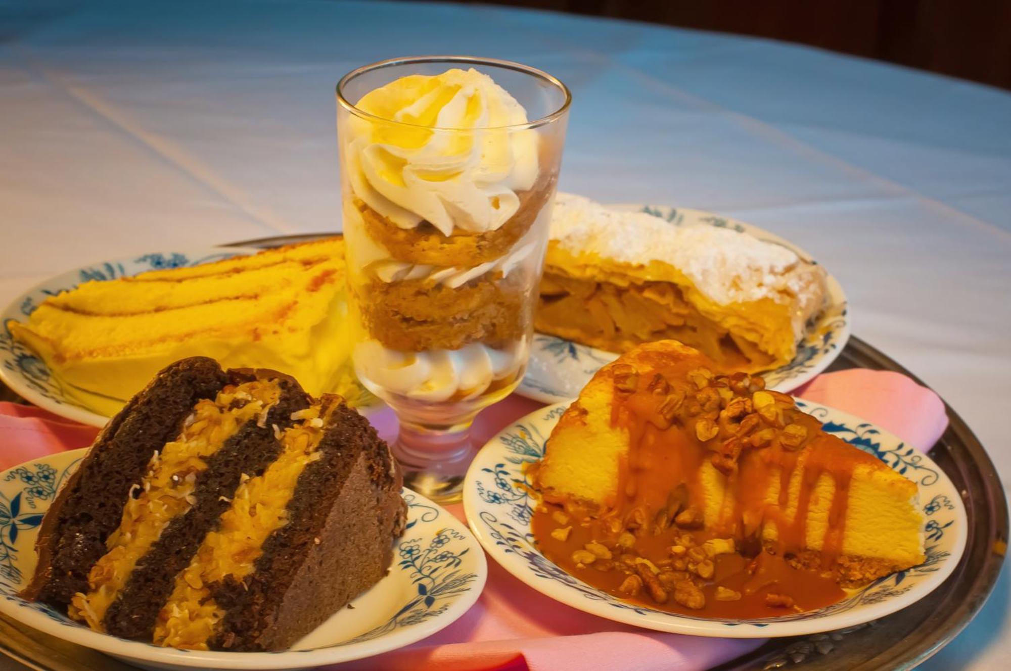 Bavarian Inn Motel & Restaurant 유레카 스프링스 외부 사진