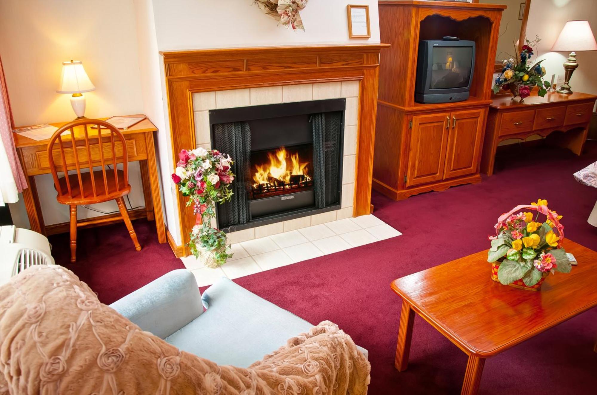 Bavarian Inn Motel & Restaurant 유레카 스프링스 외부 사진